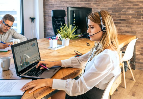 En quoi l'expérience client influence le référencement d'un site web professionnel ?